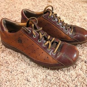 Born Women's 2 Tone Brown Leather Lace Up Oxford Comfort Casual Shoes 8.5/$25.00